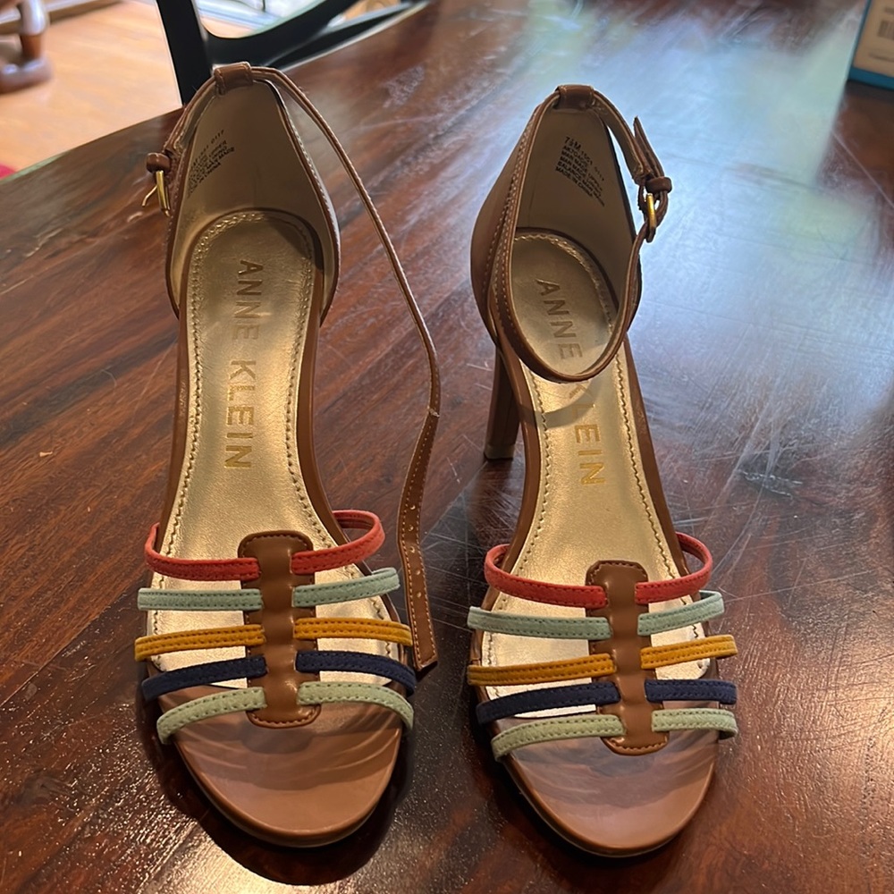 Worn only for vacation 7.5M
